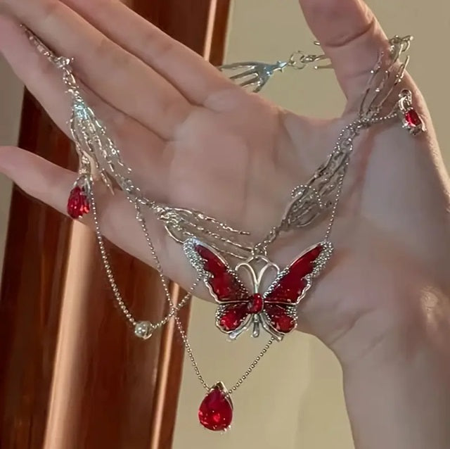 Kırmızı Taşlı Gotik Kelebek Kolye