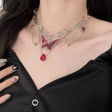 Kırmızı Taşlı Gotik Kelebek Kolye