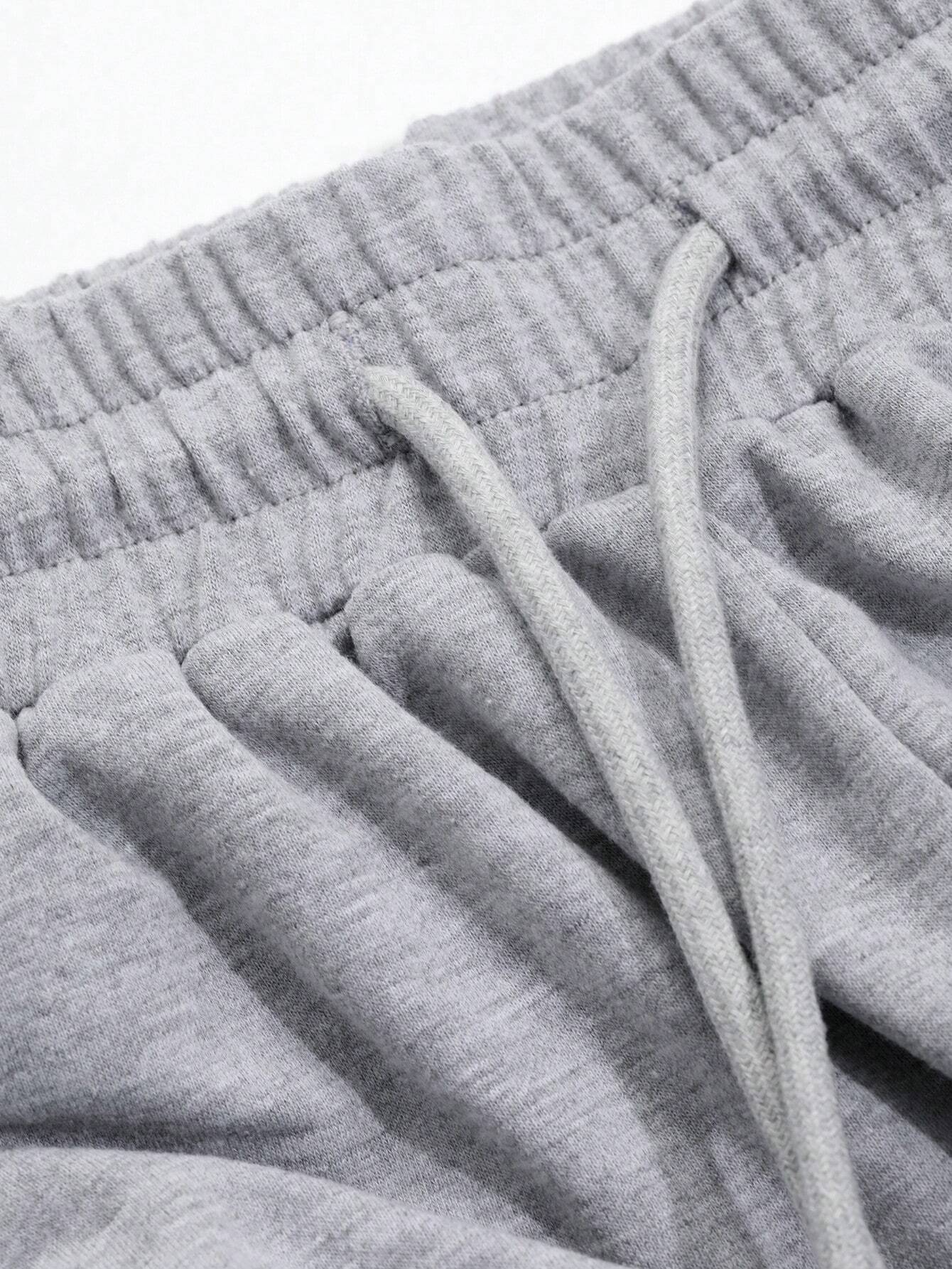 Fiyonk Detaylı Geniş Paça Eşofman Altı