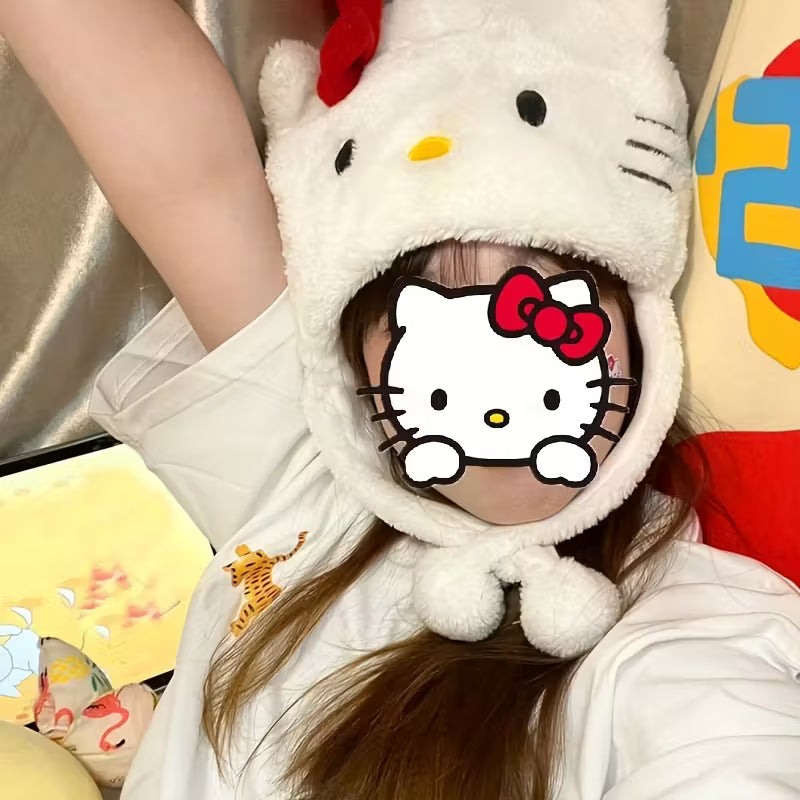 Hello Kitty Nakışlı Peluş Bere