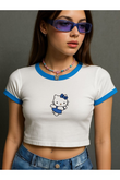 Mavi Biyeli Kitty Baskılı Beyaz Body Crop Bluz
