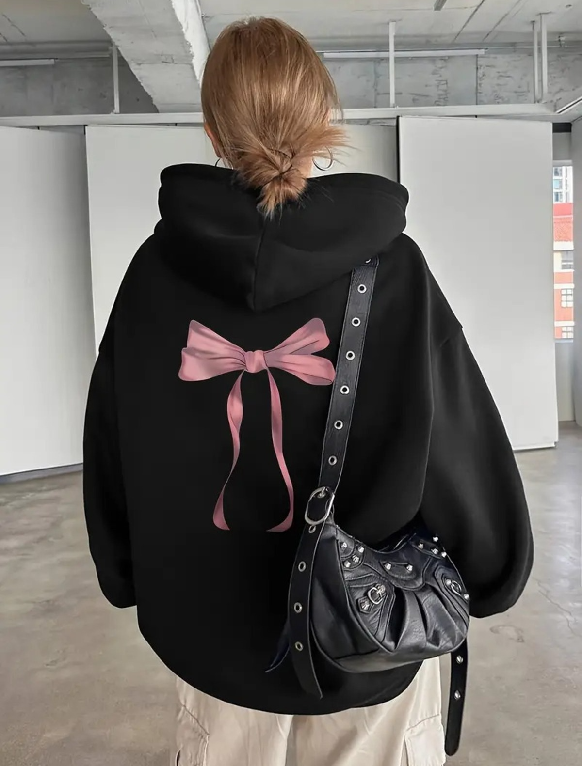 Ribbon Sırt Detail Baskılı Kapşonlu Sweatshirt