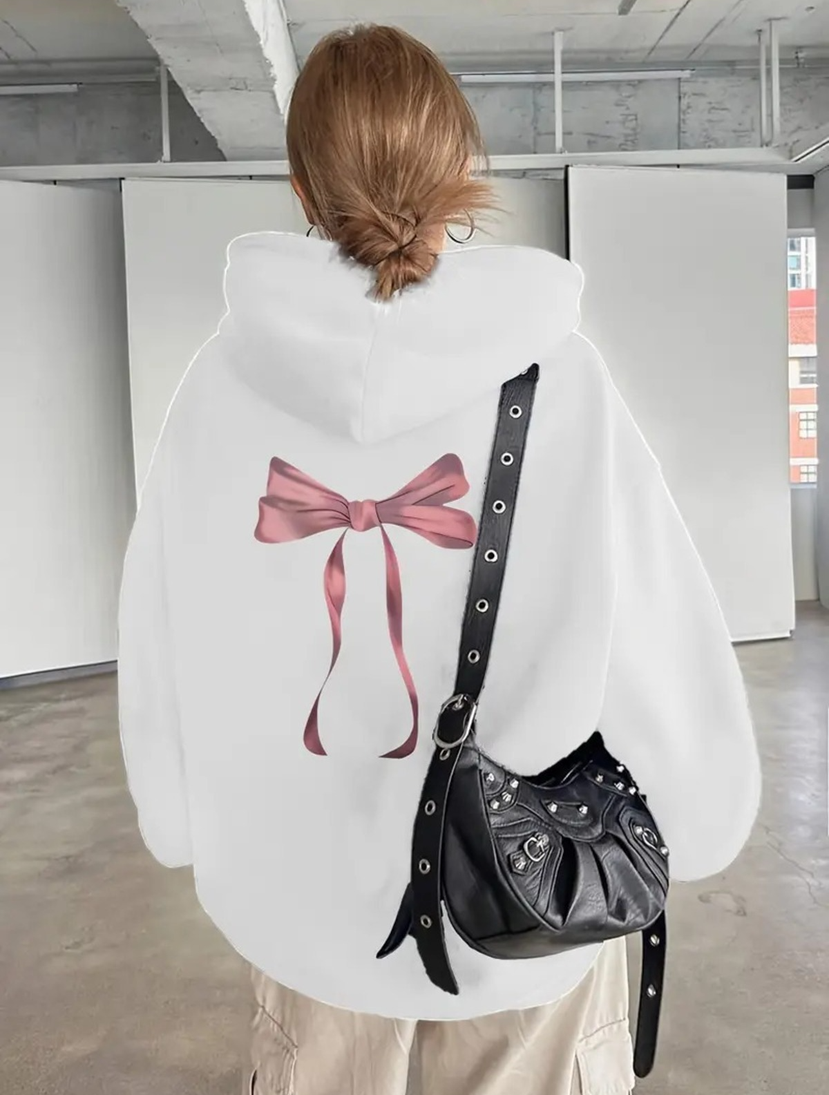 Ribbon Sırt Detail Baskılı Kapşonlu Sweatshirt