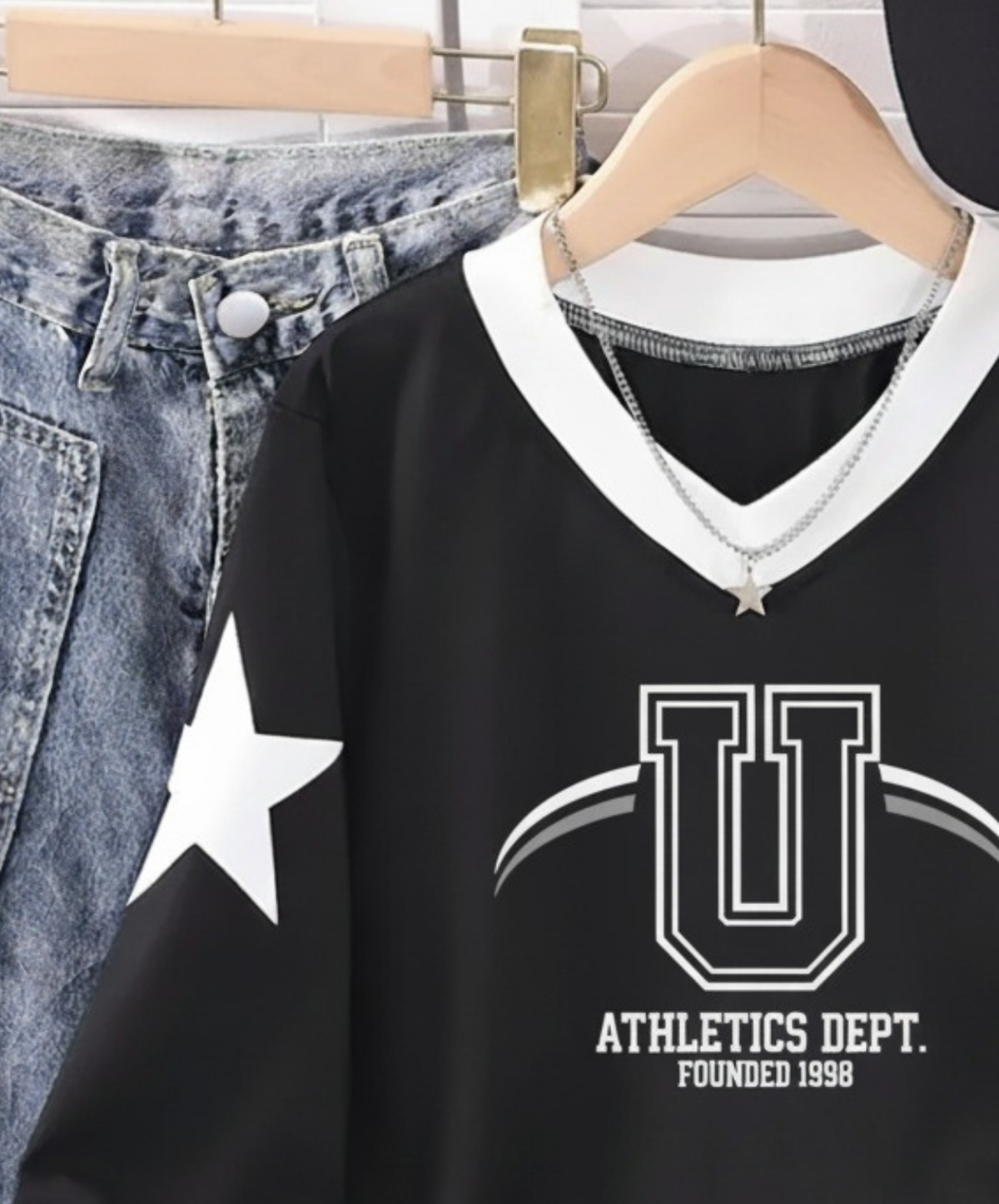 Athletics Design Unisex Oversize V Yaka Sweatshirt