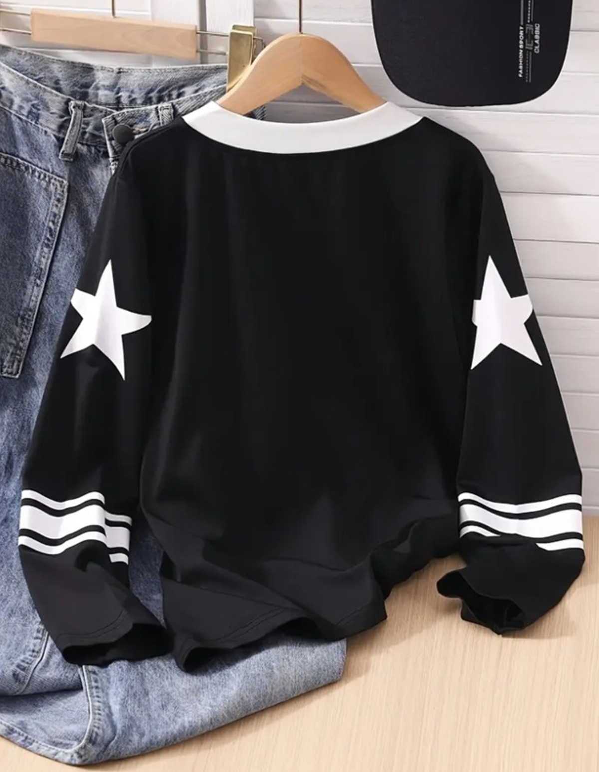 28 Number Star Baskılı V Yaka Oversize Sweatshirt
