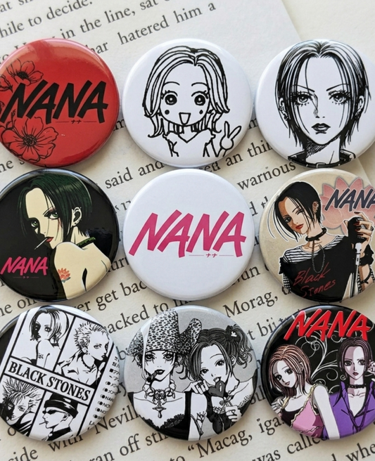 Anime Nana Tasarım 9'lu Rozet 70 mm PVC Kaplı Çanta Ceket Yaka Aksesuarı