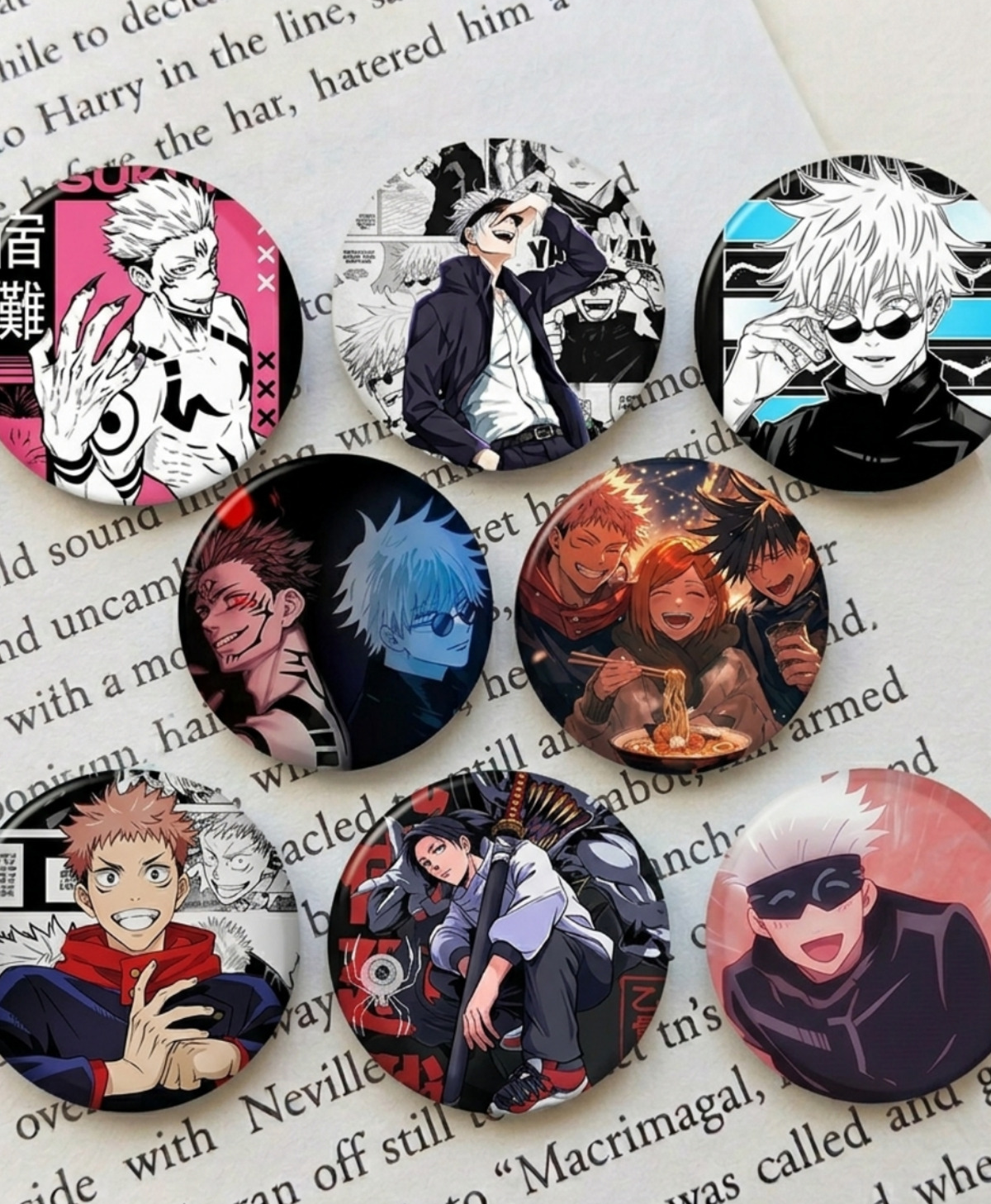 Anime Jujutsu Kaisen Tasarım 8'li Rozet 70 mm PVC Kaplı Çanta Ceket Yaka Aksesuarı