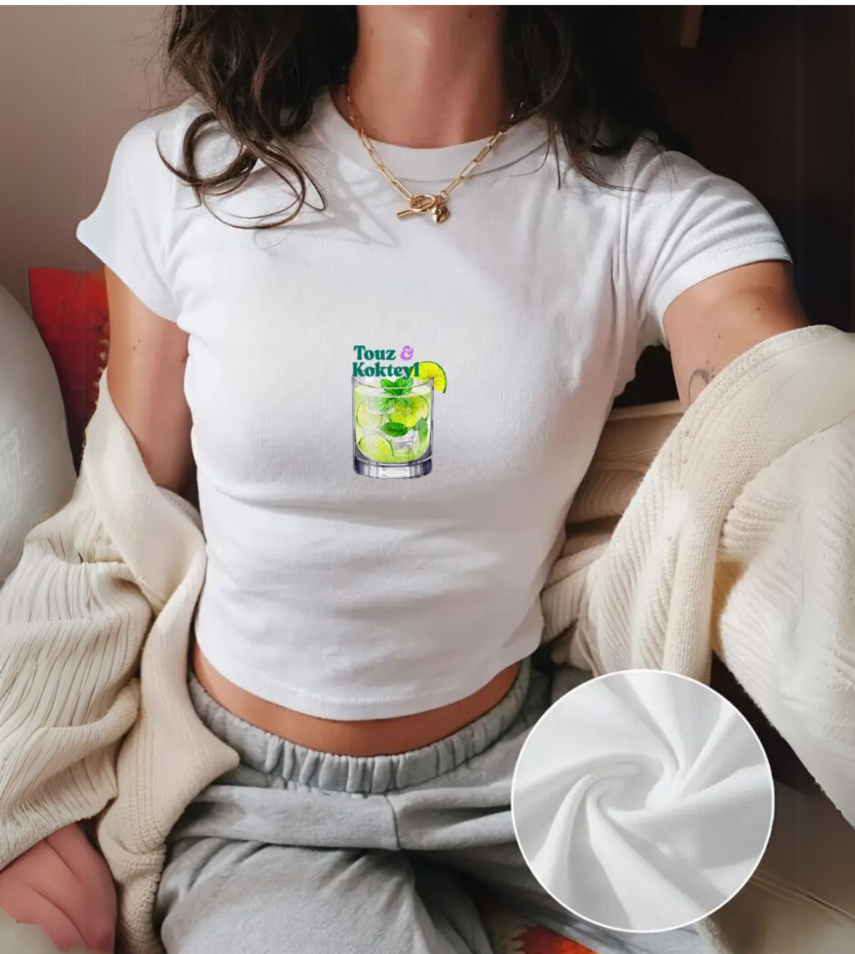 Kokteyl Baskılı Beyaz Body Crop Bluz