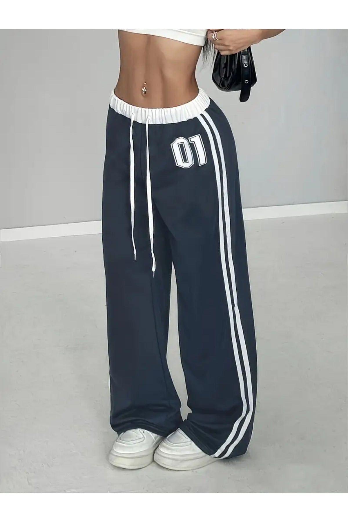 01 Number Oversize Bel İp Detaylı Lacivert Baggy Eşofman Altı