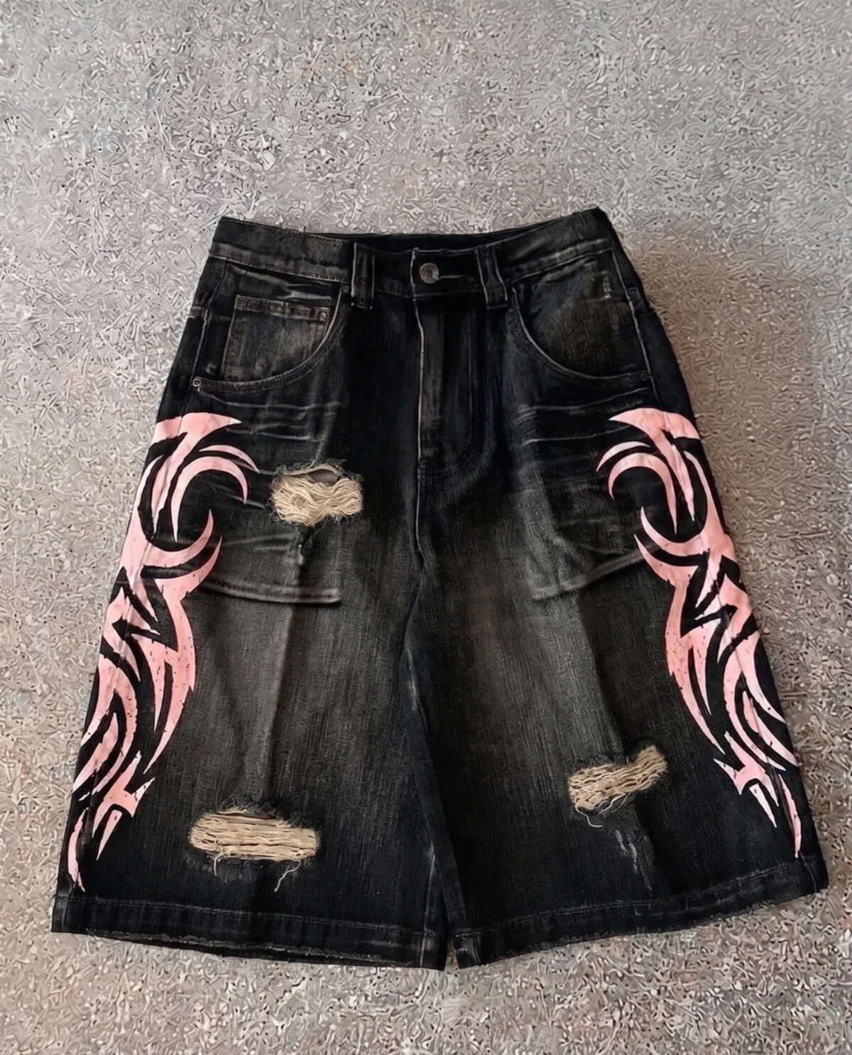 Siyah Taşlamalı Grunge Pembe Tribal Baskılı Harajuku Y2K Unisex Şort