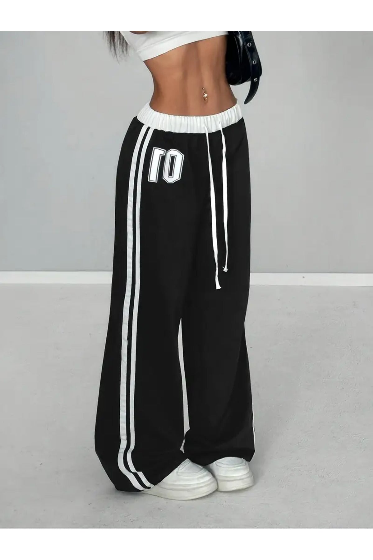 01 Number Oversize Bel İp Detaylı Baggy Eşofman Altı