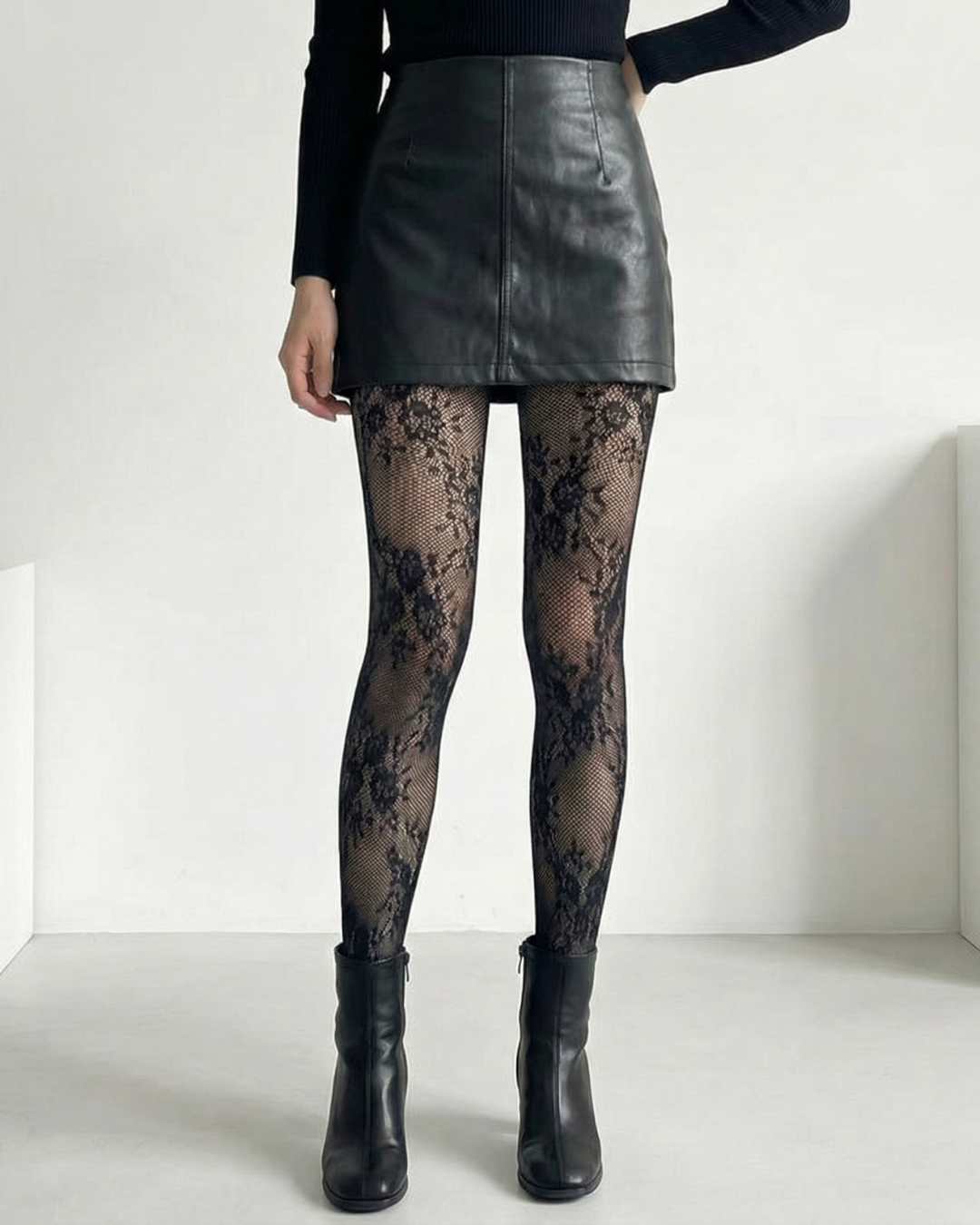 Gothic Desenli Ithal Dizüstü Külotlu Çorap