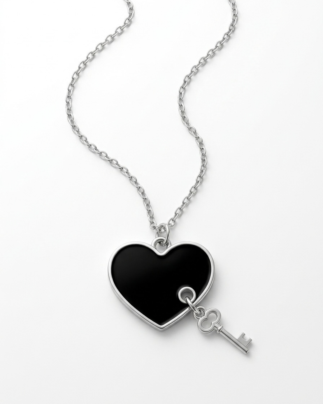 Lock & Key Black Heart Kolye