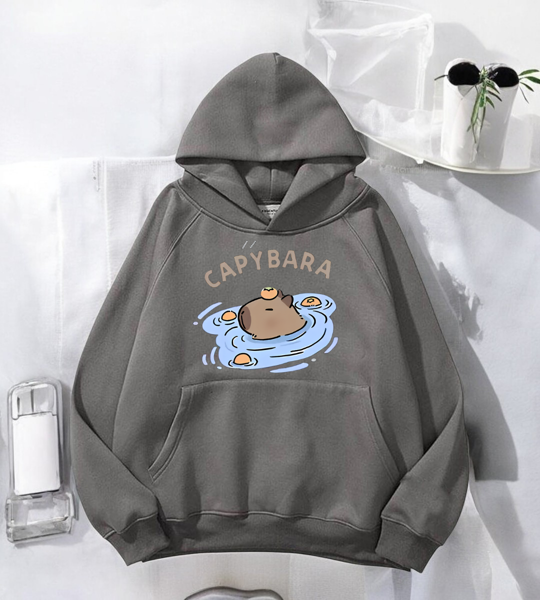 Capybara Detail Baskılı Kapşonlu Sweatshirt