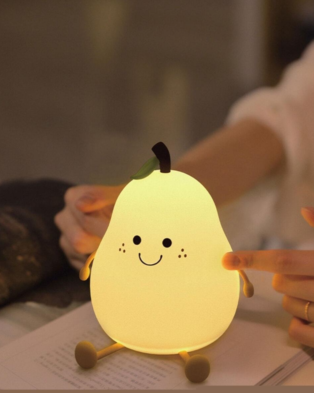 Slikon Renkli Şarj Edilebilir Armut Dokunmatik Gece Lambası