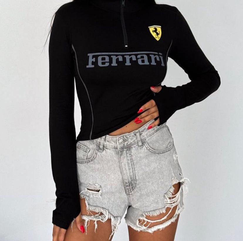 Y2K Streetwear Beyaz Ferrari Baskılı Beyaz Uzun Kollu Yarım Fermuarlı Crop