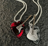 Karanlıkta Parlayan Pena Detaylı Gitar Kolye Detaylı Kolye