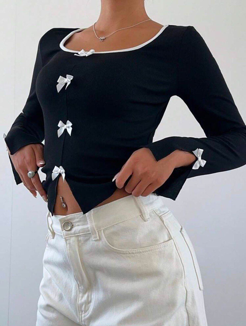 Y2k Kurdele Detaylı Büzgülü Yaka Uzun Kol Retro Crop Bluz