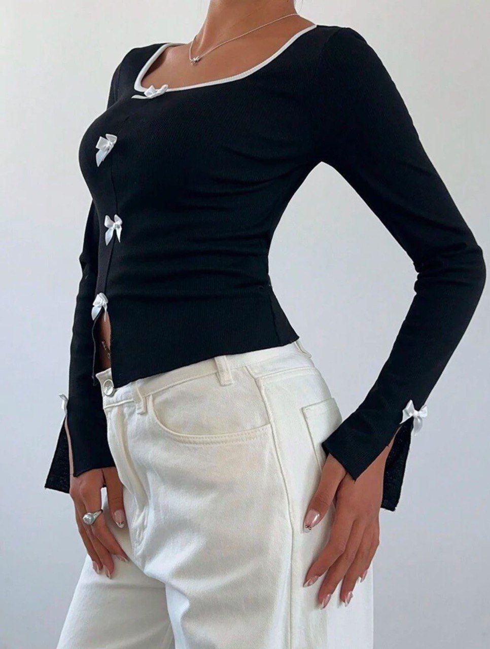 Y2k Kurdele Detaylı Büzgülü Yaka Uzun Kol Retro Crop Bluz