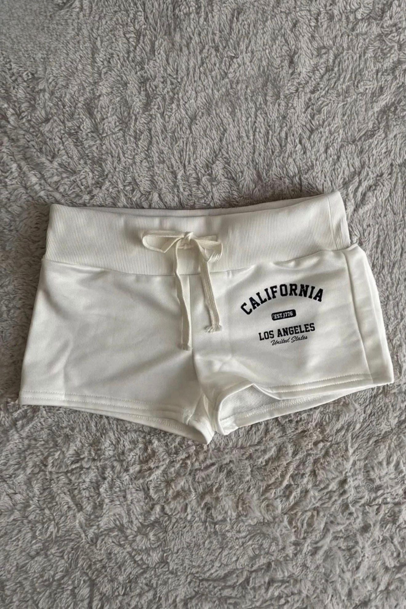 California Los Angeles Mini Şort