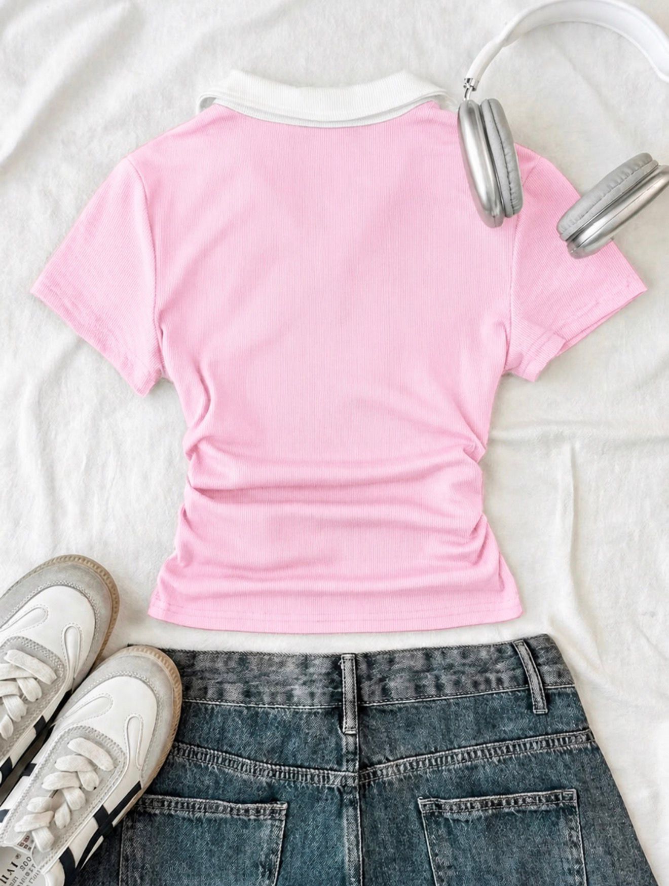 Solo Polo Yaka Pembe Nakışlı Büzgülü Bluz
