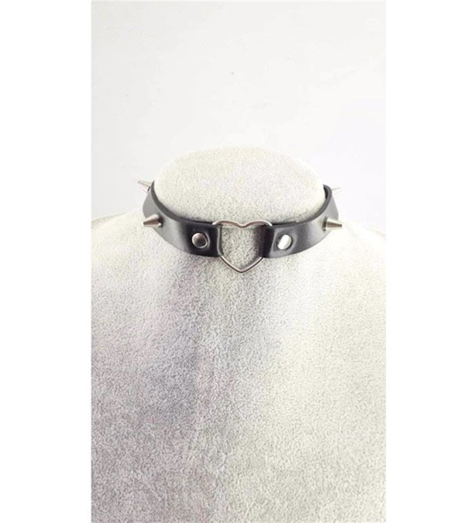 Gothic Dikenli Kalpli Choker Kemerli Kolye