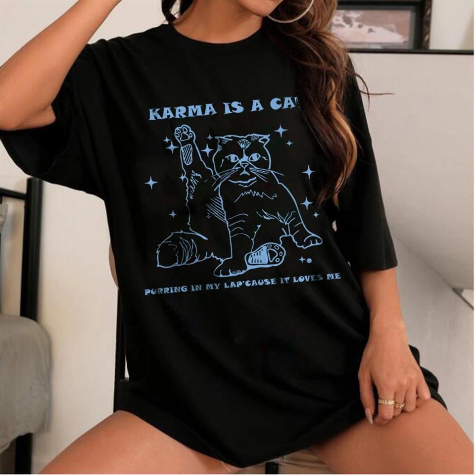 Karma Is A Cat Baskılı Siyah Unisex Oversize T-shirt