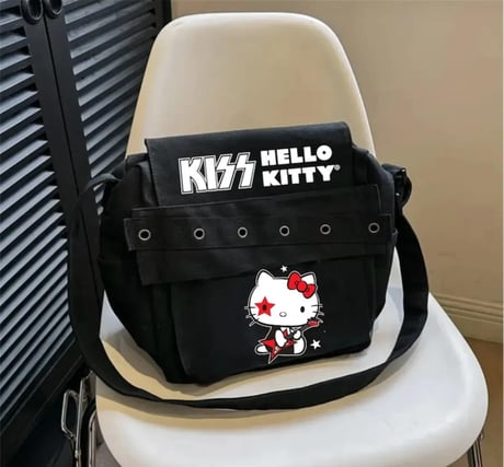 Kiss X Hello Kitty RocknRoll Partnership Baskılı Postacı Çantası