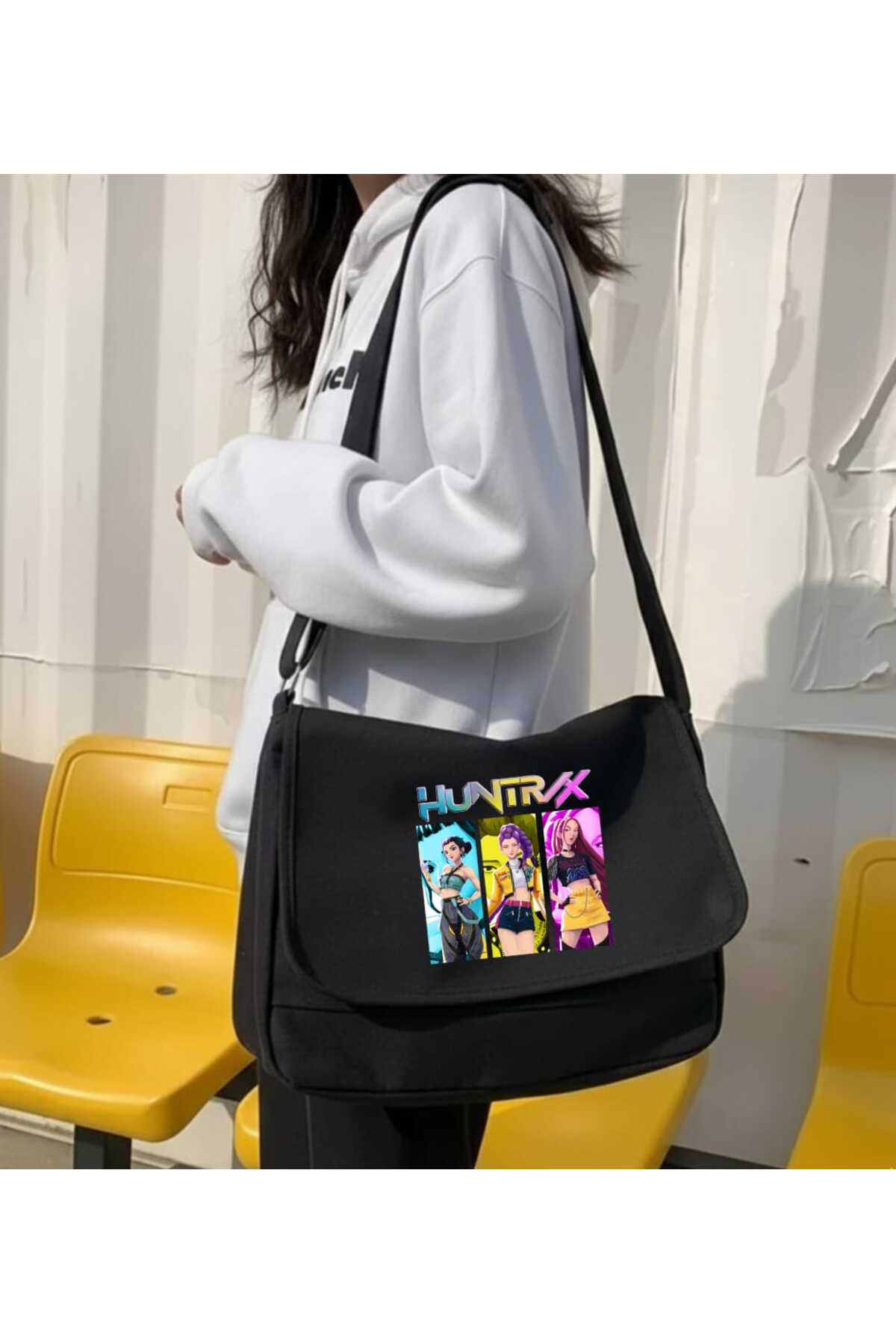 KPop Demon Hunters Baskılı Unisex Postacı Çantası