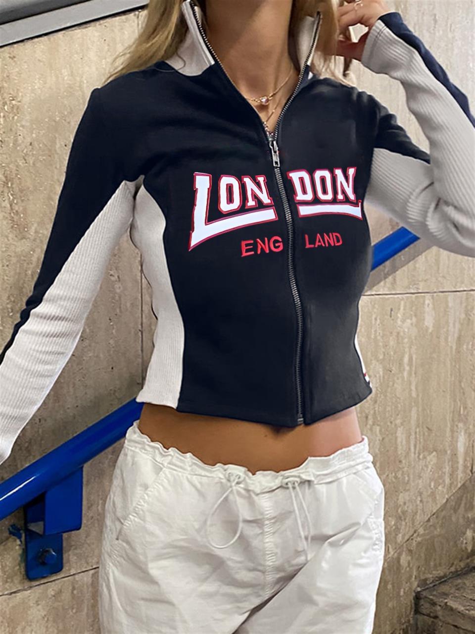 London Baskılı Fermuarlı Siyah Crop