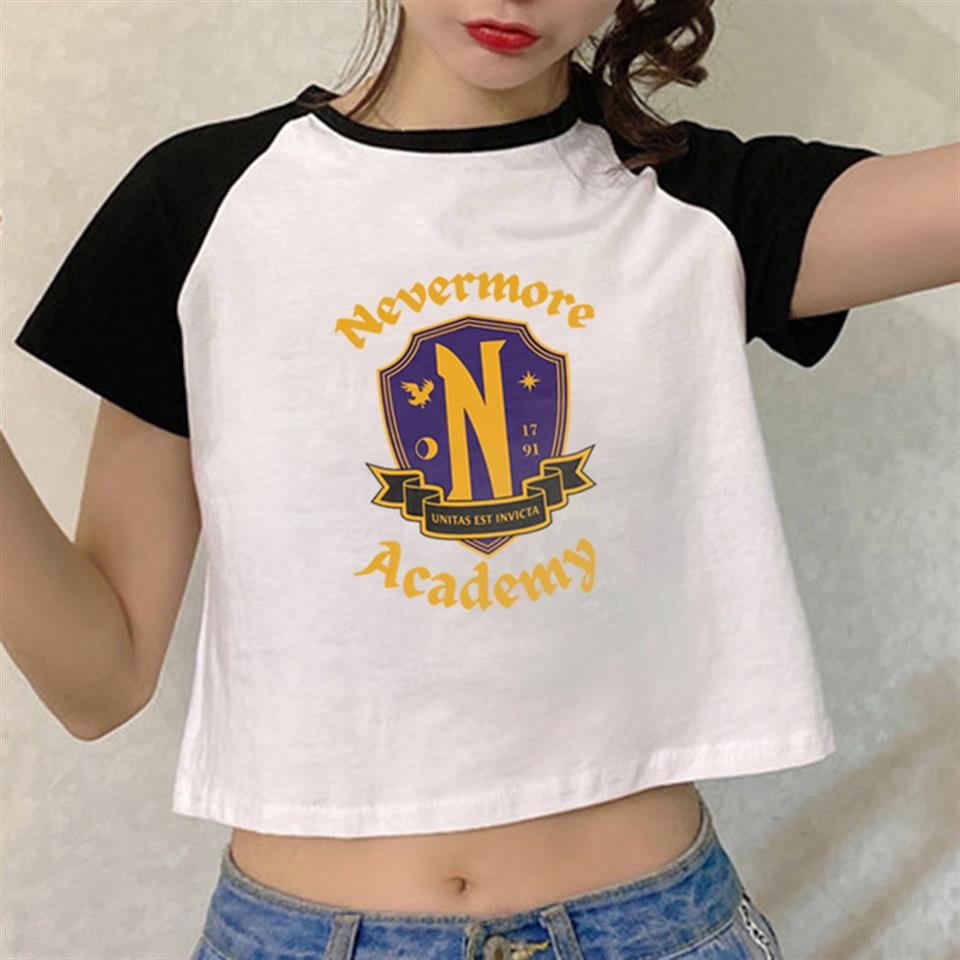 Nevermore Academy Baskılı Reglan Kol Beyaz Crop