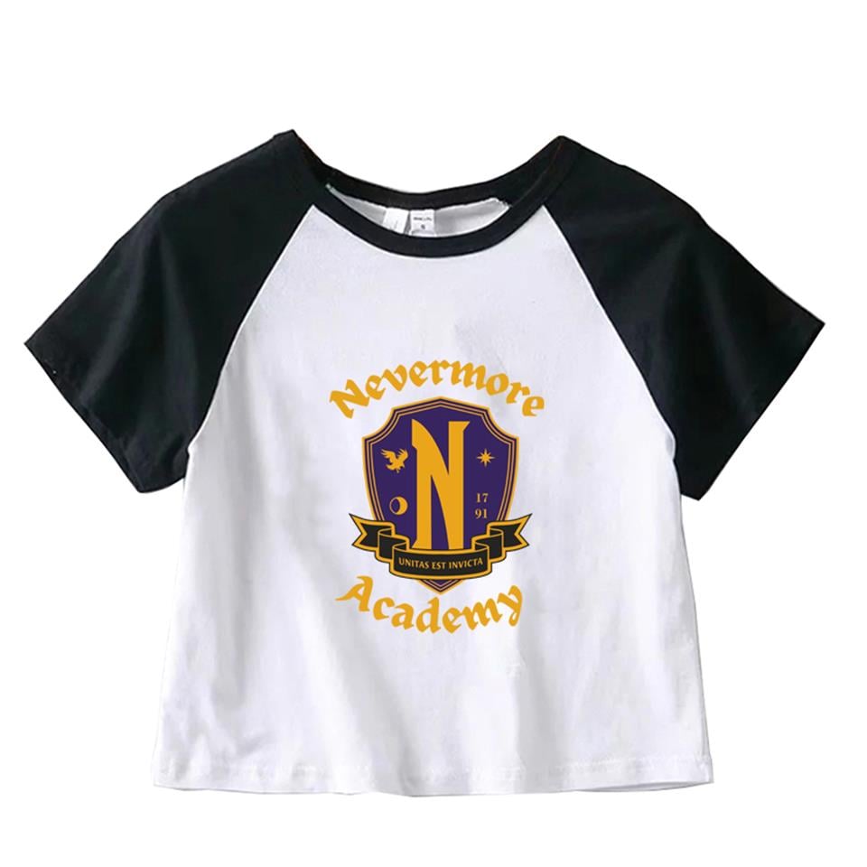 Nevermore Academy Baskılı Reglan Kol Beyaz Crop