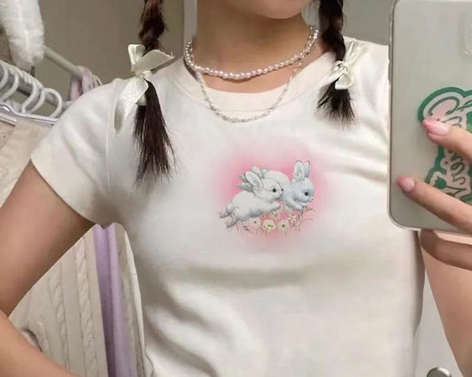 Rabbits Heart Baskılı Beyaz Crop