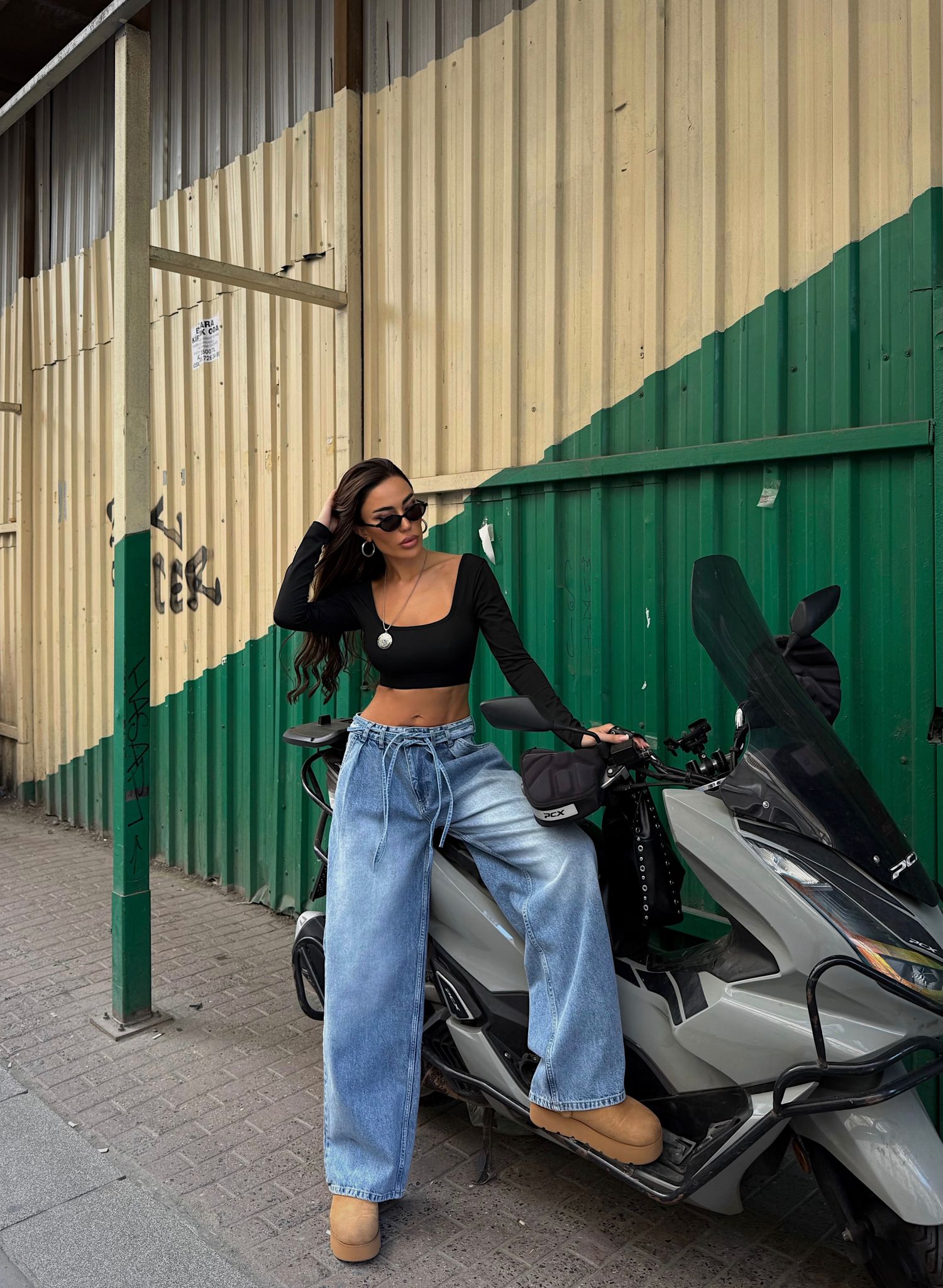 Bağcıklı Bel Geniş Paça Bol Kot Pantolon