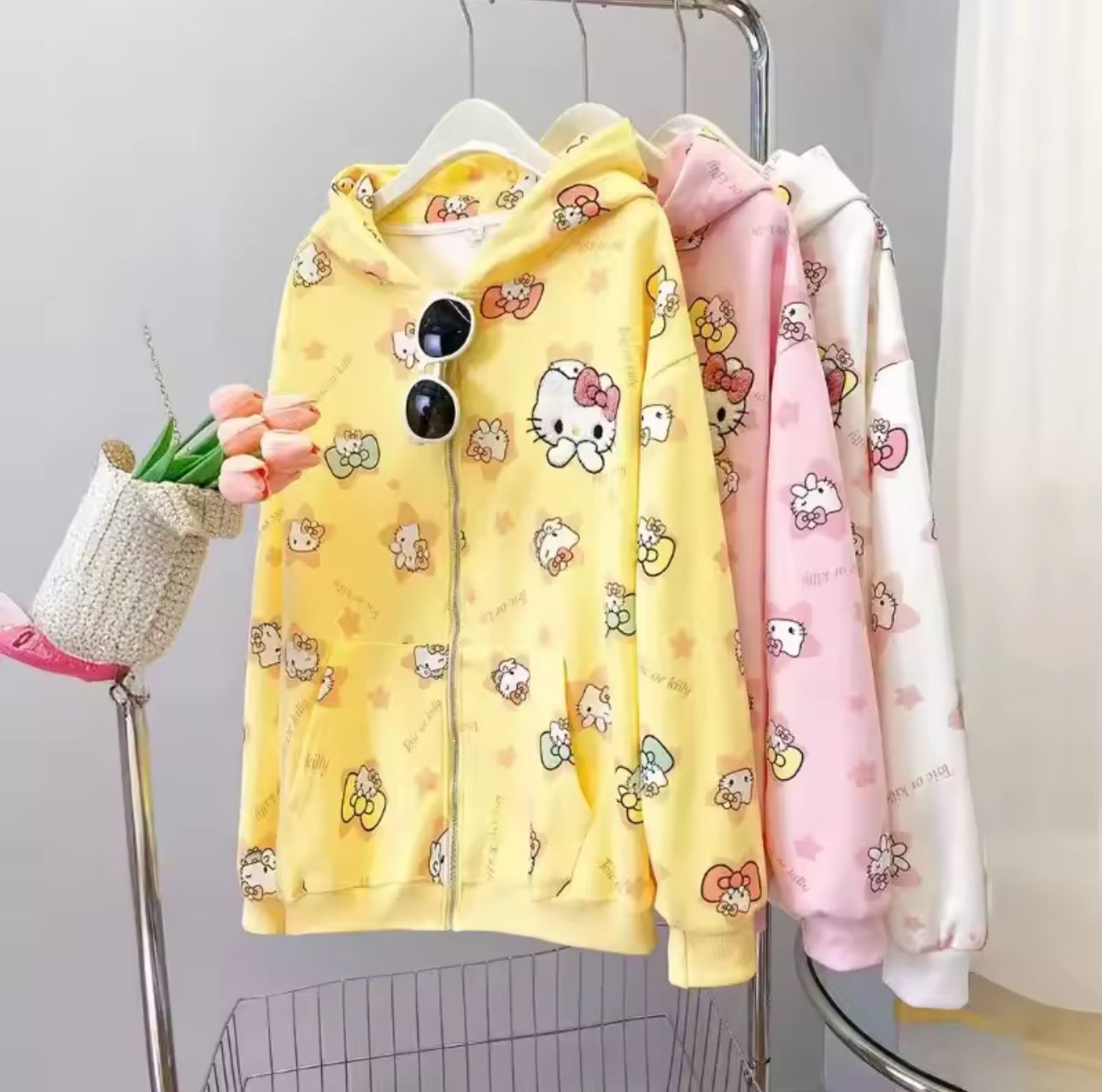 Hello Kitty Detaylı Fermuarlı Kapüşonlu Hırka