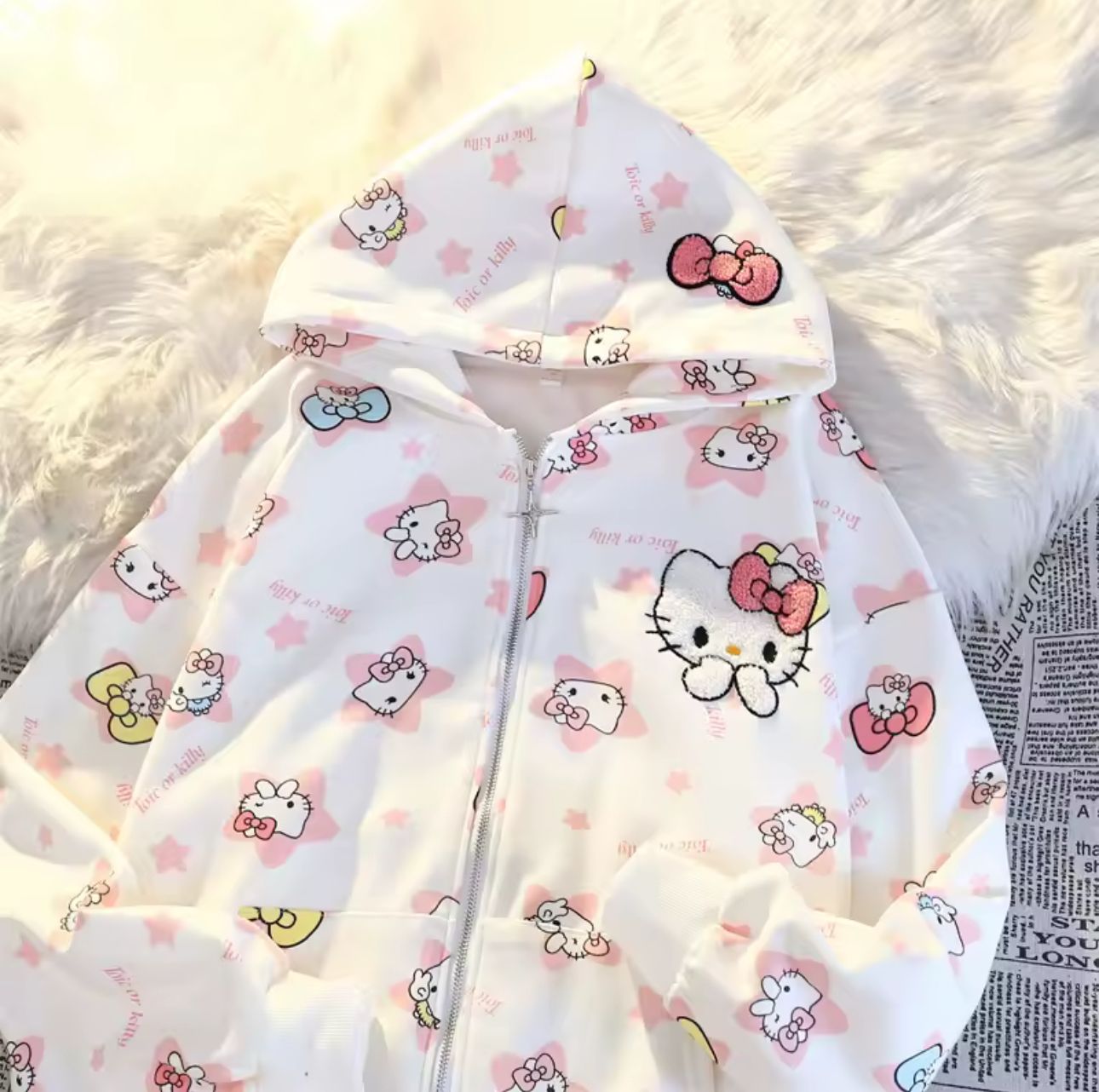 Hello Kitty Detaylı Fermuarlı Kapüşonlu Hırka
