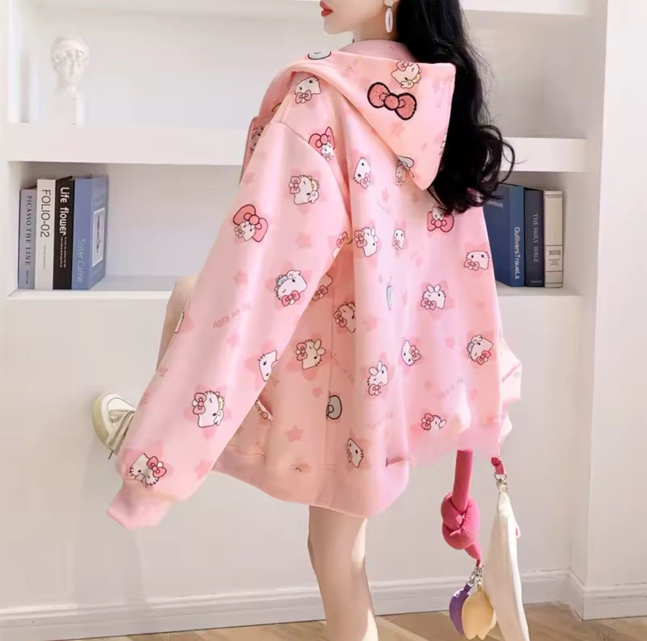 Hello Kitty Detaylı Fermuarlı Kapüşonlu Hırka