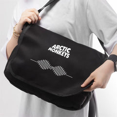 Rock Serisi - Arctic Monkeys Baskılı Unisex Postacı Çantası