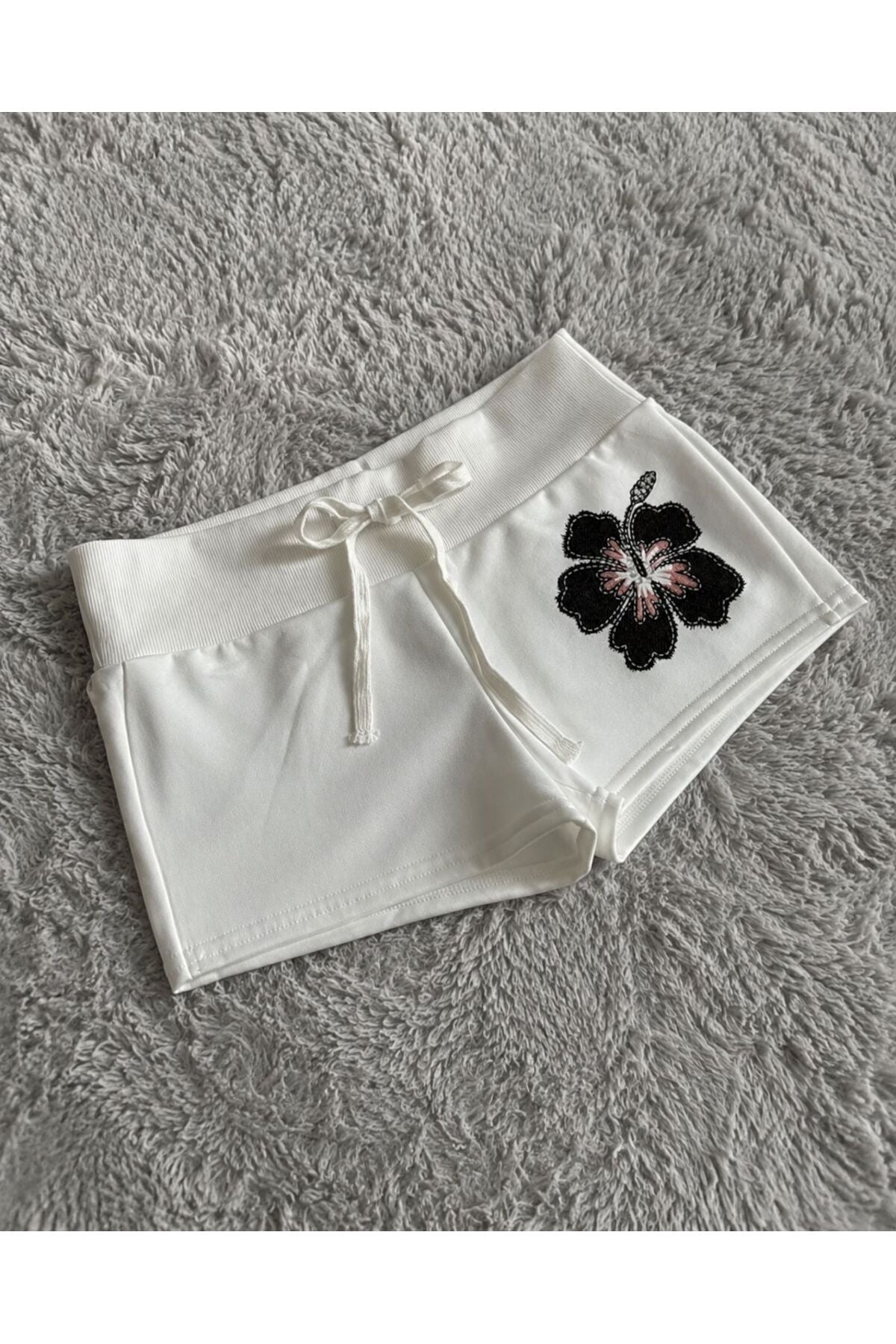 Sakura Flower Mini Şort