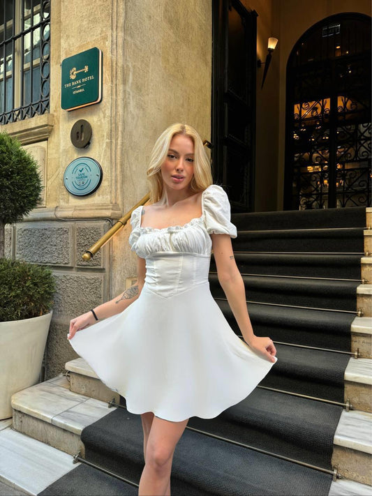 Sırt Drapeli İthal Ayrobin Kumaş Astarlı Beyaz Elbise