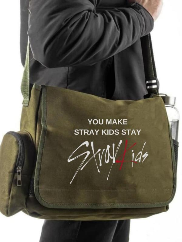 Stray Kids Baskılı Unisex Siyah Postacı Çantası