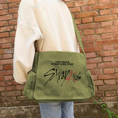 Stray Kids Baskılı Unisex Yeşil Postacı Çantası