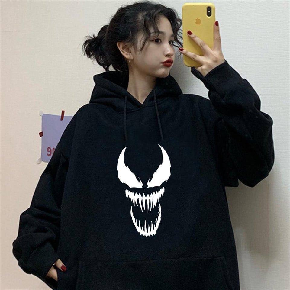 Touz Gothic Punisher Siyah Kapüşonlu Sweatshirt