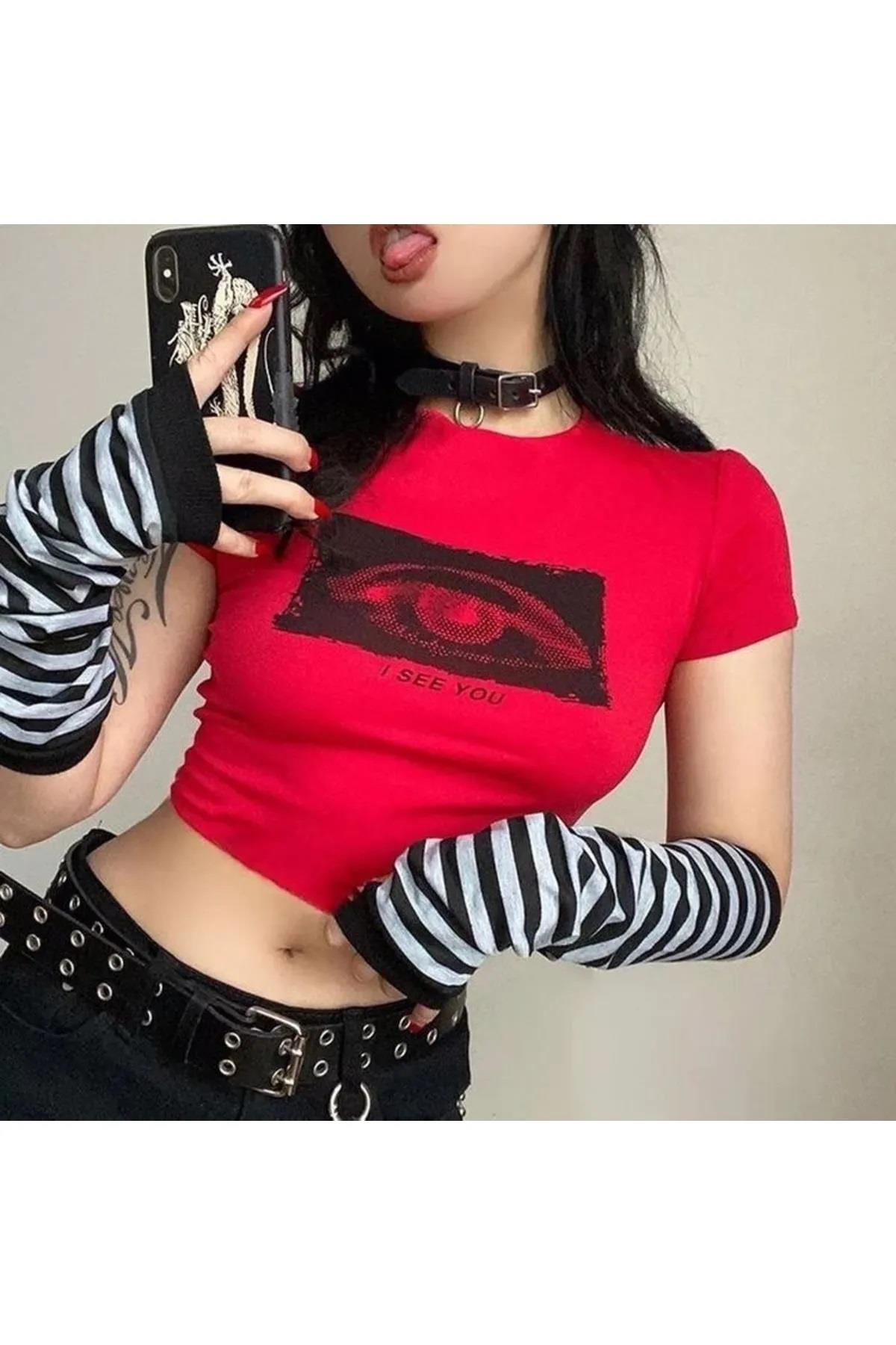 Y2k Kırmızı I See You Baskılı Kırmızı Crop Bluz